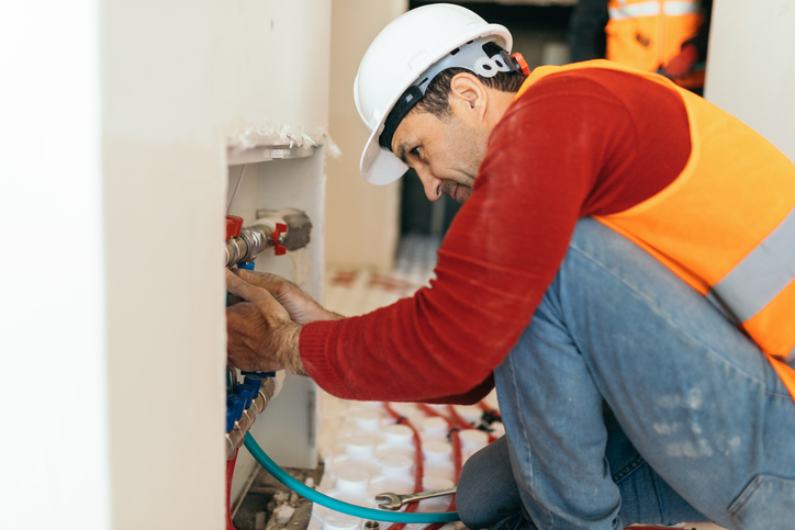 How Heating Services Can Identify and Fix Thermostat Problems
