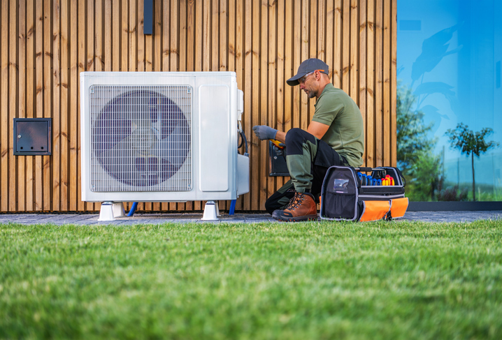 How Air Conditioner Services Improve Humidity Control at Home