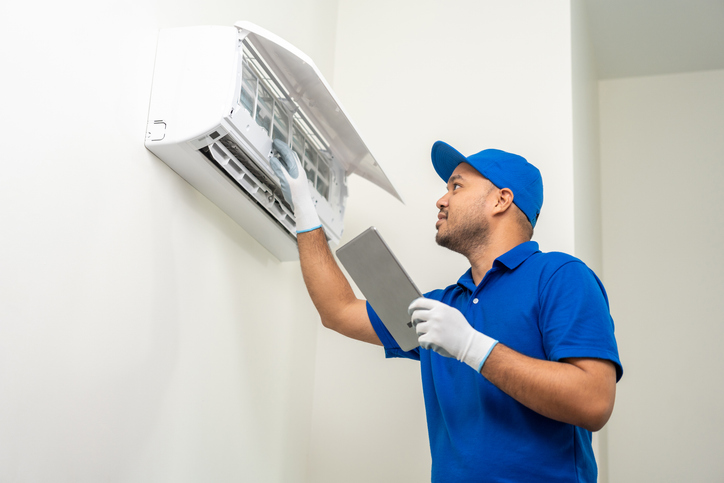Factors to Consider Before Investing in an AC Replacement Service